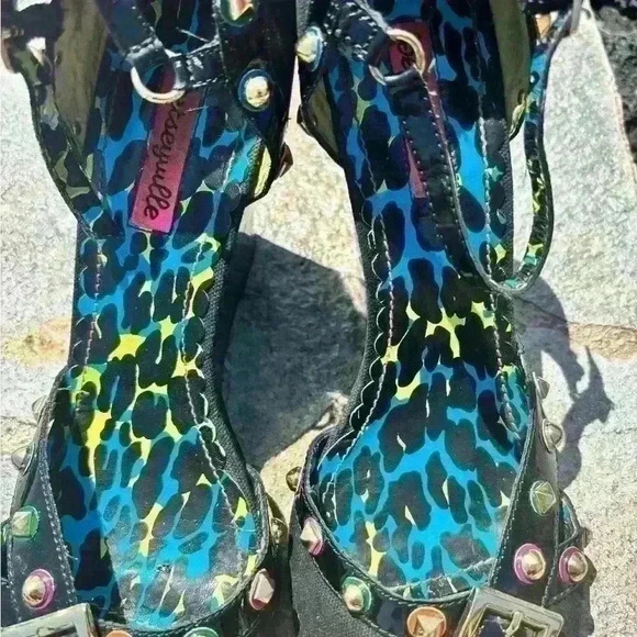 Betsey Johnson Betseyville wedge heels size 9.5 M- heel height 4” - Picture 7 of 12